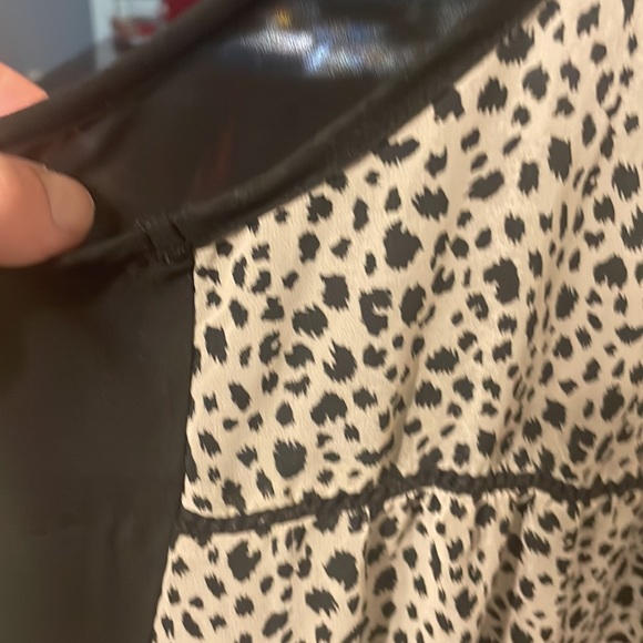 blouse - Picture 4 of 5